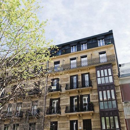 Urbieta Suite Apartment San Sebastián Exterior photo